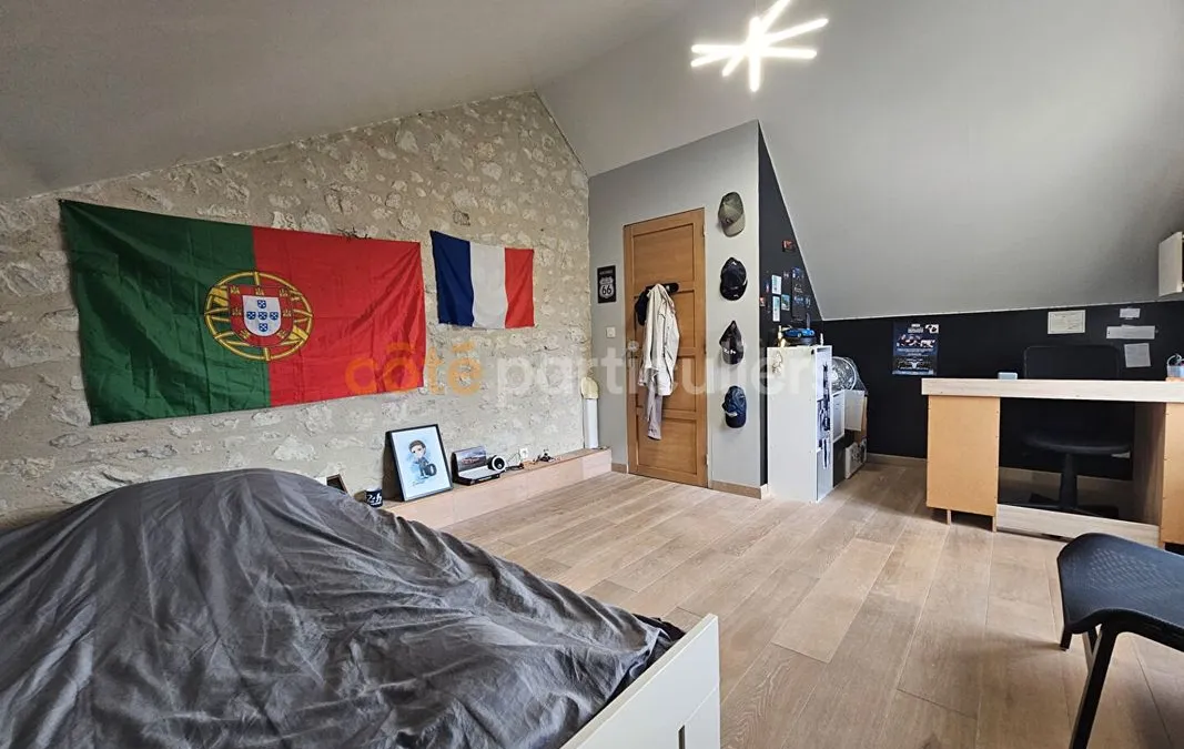 Photo 8