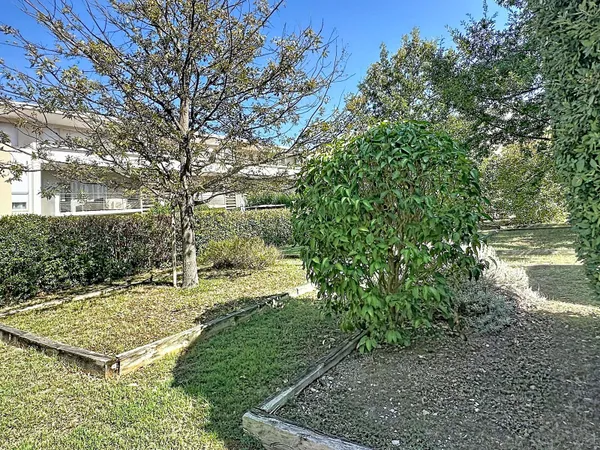 Studio 1 pièce 25 m²