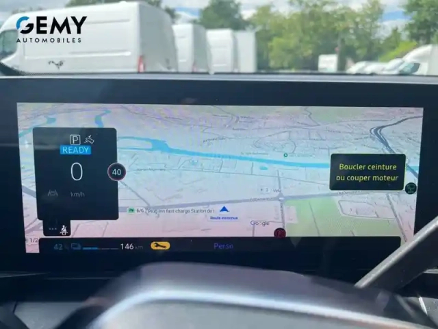 Renault Megane e-tech ev60 220 ch super charge — photo 19