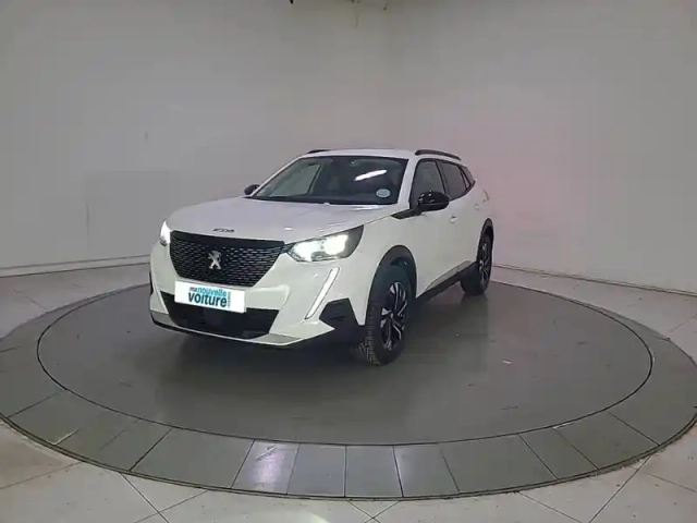 Peugeot 2008 bluehdi 130 s&amp;s eat8 — photo 1
