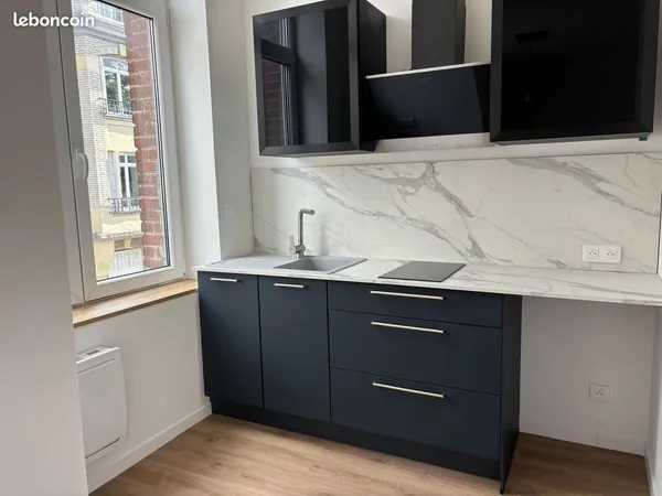 Studio 1 pièce 27 m²