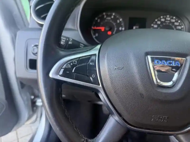 Dacia Duster 1.5 blue dci 115ch prestige 4x2 e6u — photo 15