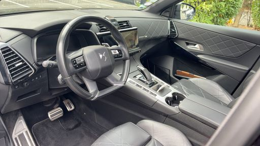 DS DS7 Crossback 1.6 PureTech 225 EAT8 - Grand Chic – 2019 – 51595 km – Essence – Boîte Automatique — photo 17
