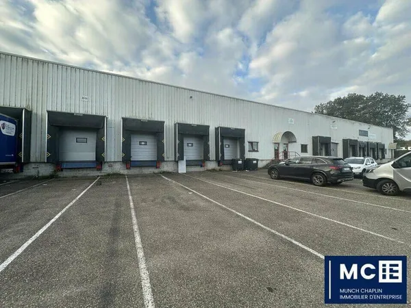 Entrepôt 2362 m²