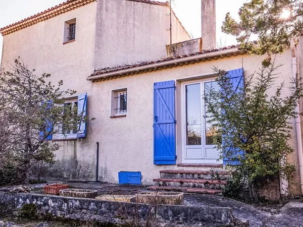 Brignoles Maison 5 pièces 121m² dans un quartier calme proche commodités