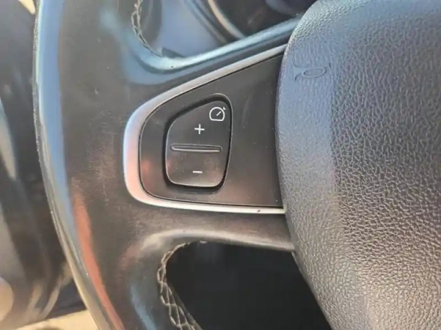 Renault Captur 1.2 tce 120ch energy s-edition — photo 15