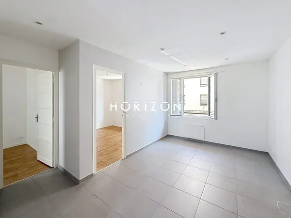 LYON 3 : appartement T3, 51 m2