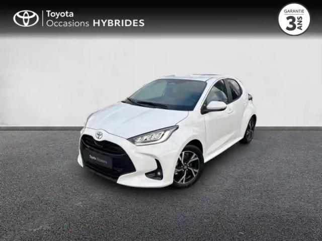 Toyota Yaris 116h design 5p my25