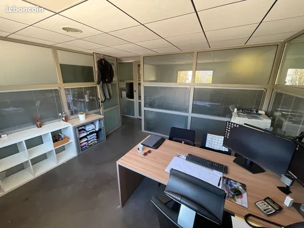 Bureau privé dans un espace de coworking 15m2- jacou