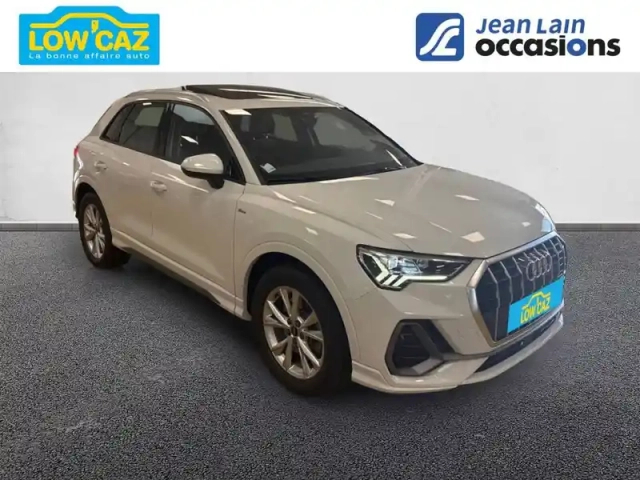 Audi Q3 45 tfsie 245 ch s tronic 6 — photo 3