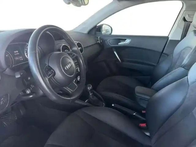 Audi A1 1.0 tfsi ultra 95 s tronic 7 ambition luxe — photo 9