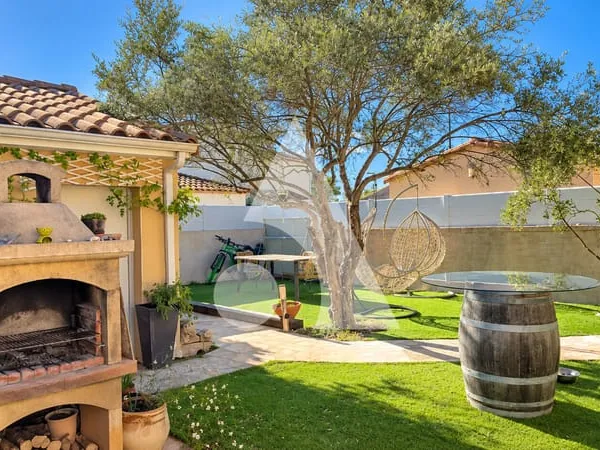 VAILHAUQUÈS MAISON DE PLAIN-PIED T4 DE 97 M² AVEC JARDIN