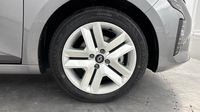 Renault Clio 1.5 dCi 100ch Evolution - 25 — photo 20