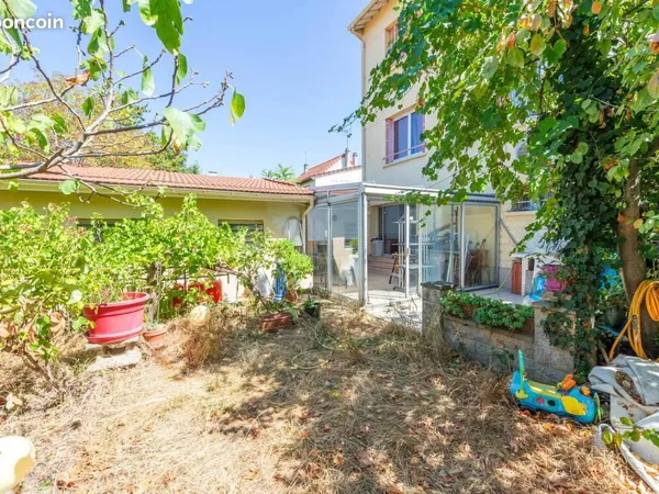 Maison 6 pièces 175 m²