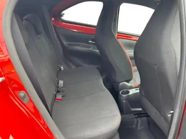 Toyota Aygo x 1.0 vvt-i 72ch design — photo 10