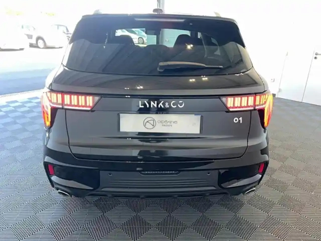 Lynk&Amp;Co 01 1.5 phev 261 ch dcth7 — photo 4