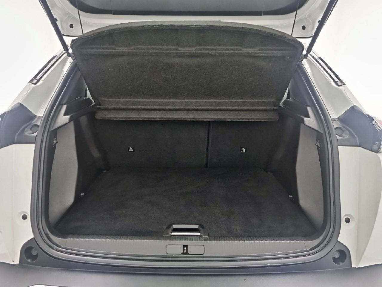 Peugeot 2008 bluehdi 110 s&s bvm6 allure — photo 14