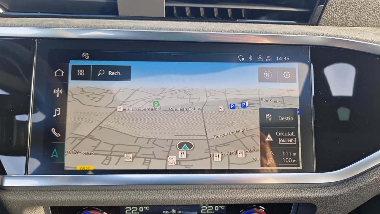 Audi Q3 Sportback 35 TFSI 150 ch S tronic 7 — photo 11