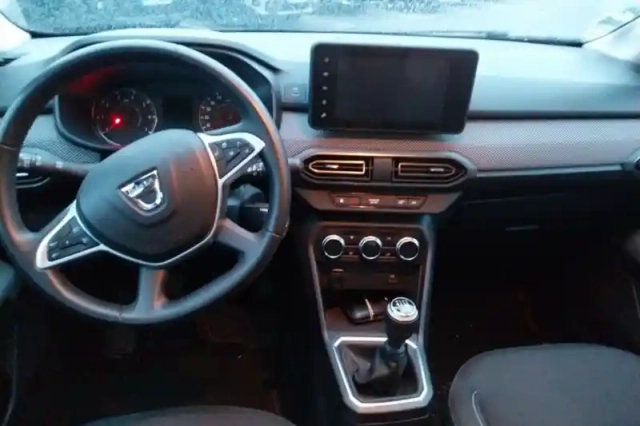 Dacia Jogger eco-g 100 7 places — photo 9