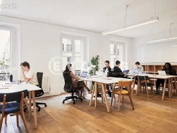 Bureau 115 m²