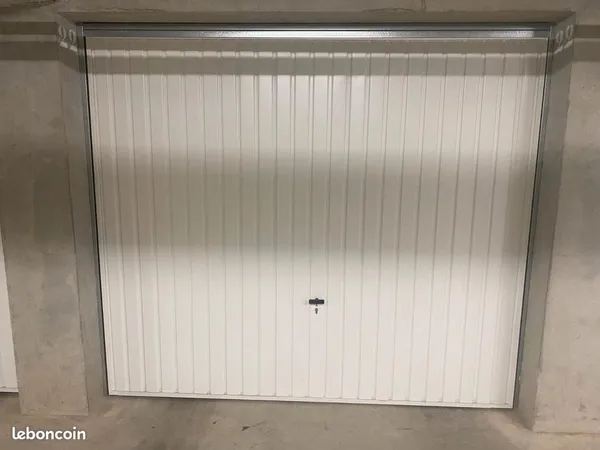 Stationnement Vente Tullins 14000€