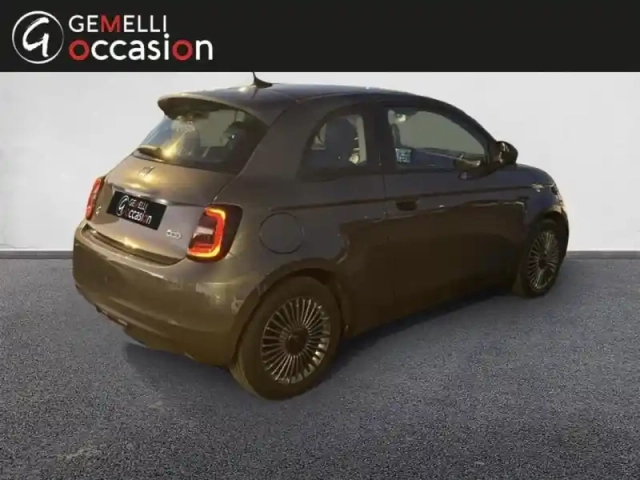 Fiat 500 e 95ch action plus — photo 11