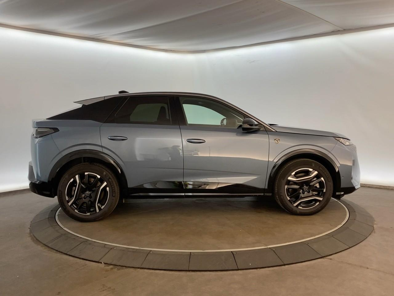 Peugeot 3008 electrique 210 ch 73 kwh gt — photo 4