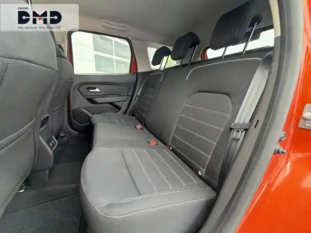 Dacia Duster 1.5 blue dci 115ch  journey + 4x2 — photo 10