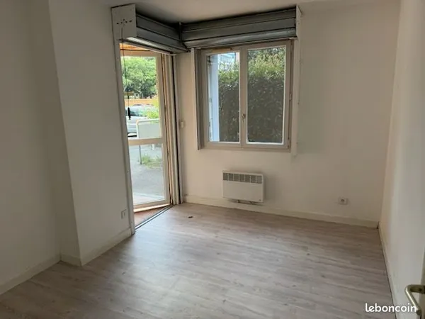 Local 52 m²