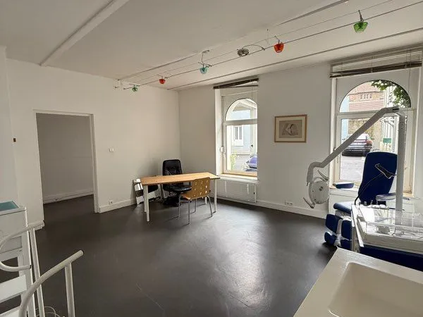 Local 54 m² Cernay