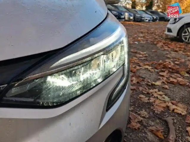 Renault Clio 1.0 tce 90ch evolution — photo 13
