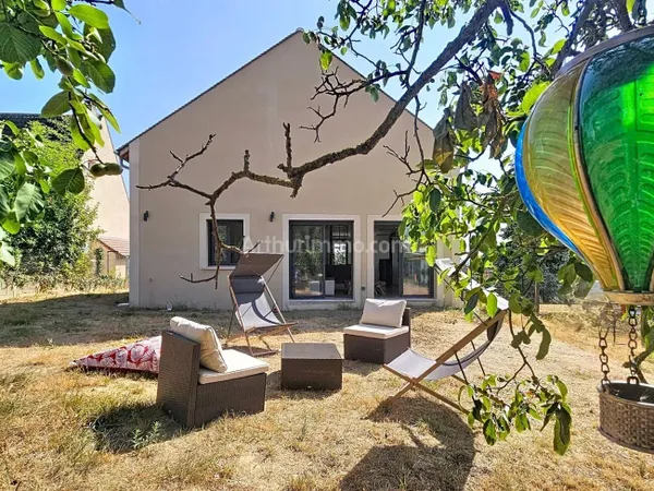 Maison 6 pièces 153 m²