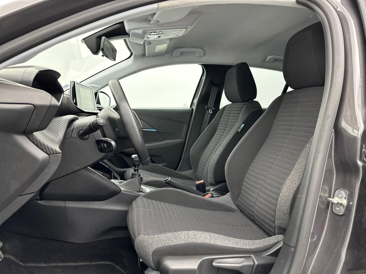 Peugeot 208 puretech 100 s&s bvm6 style — photo 9