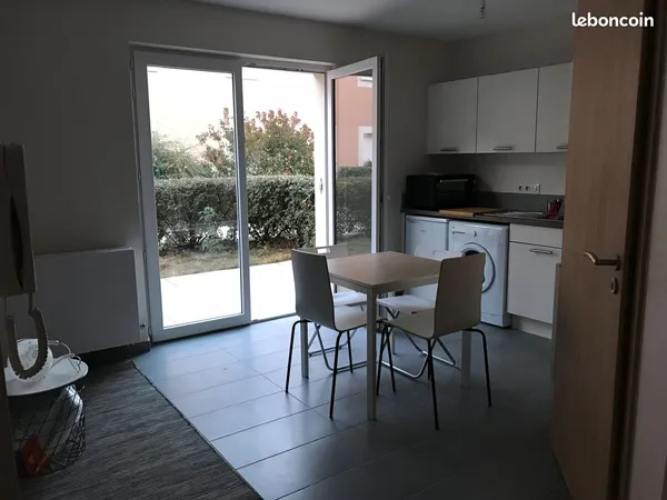 Appartement Location Péron 1p 25m² 780€