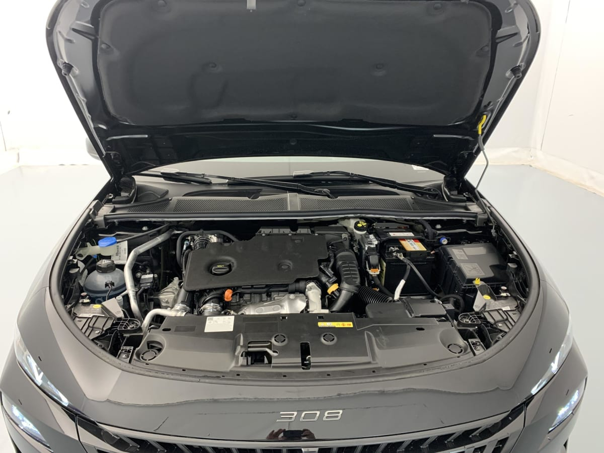 Peugeot 308 — photo 24