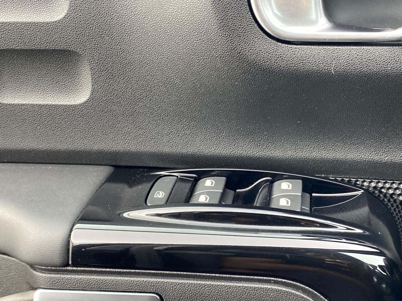 Citroën C3 1.5 bluehdi 100ch s&s shine pack e6.d — photo 16