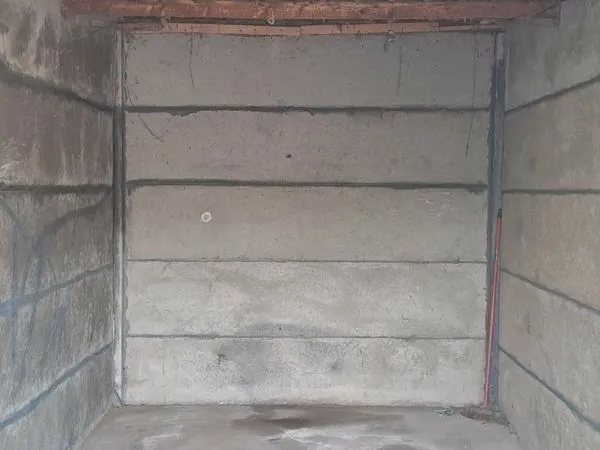 Garage parking box