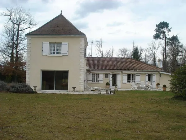 Maison 4 pièces 183 m²