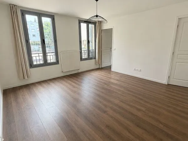 Appartement 3 pièces 60 m² ? Immeuble récent ? Centre-ville