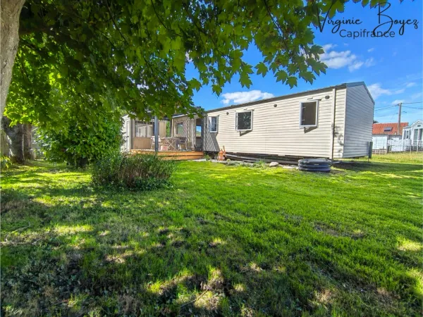 Terrain 614 m²