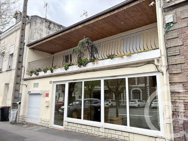 Local 120 m²