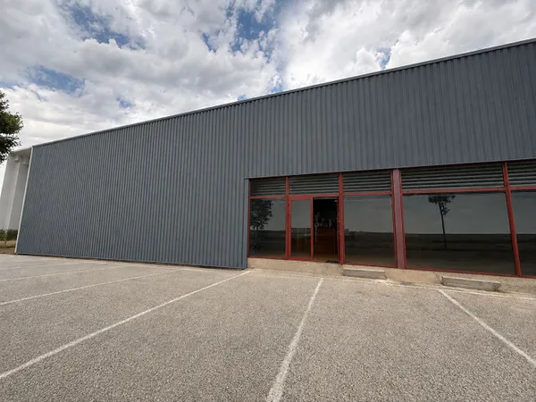 LOCAL COMMERCIAL ZONE RECHERCHEE - CARCASSONNE