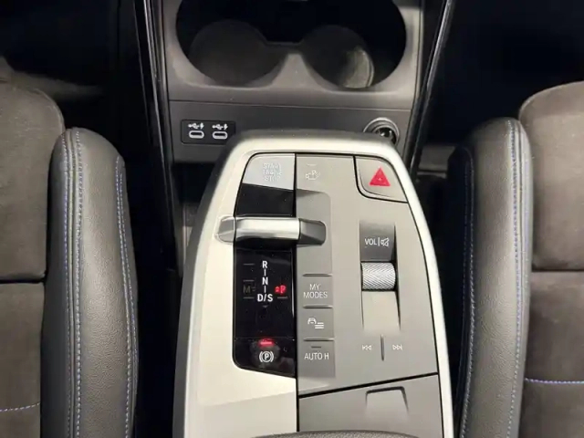 Bmw Serie 2 active tourer 218i 136 ch dkg7 — photo 39