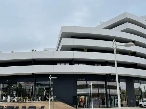 Appartement neuf T2+ livré et meublé au Cap d'agde idéal inv