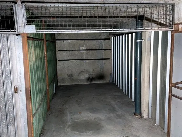 Garage fermé