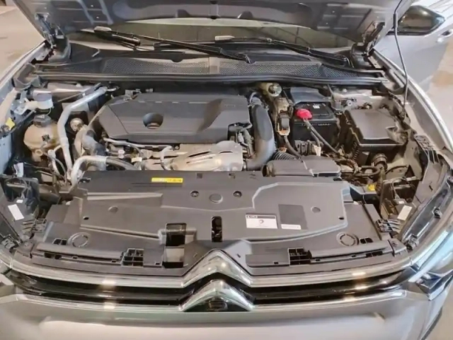 Citroën C5 x puretech 180 s&amp;s eat8 shine — photo 7