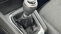 Renault Captur 1.3 TCe 140ch FAP Rive Gauche — photo 14