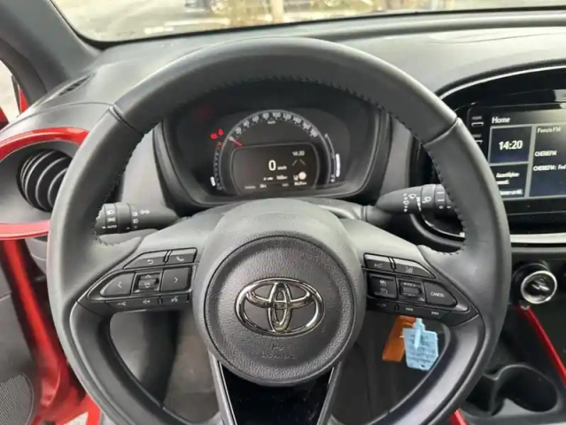 Toyota Aygo 1.0 vvt-i 72 design — photo 14