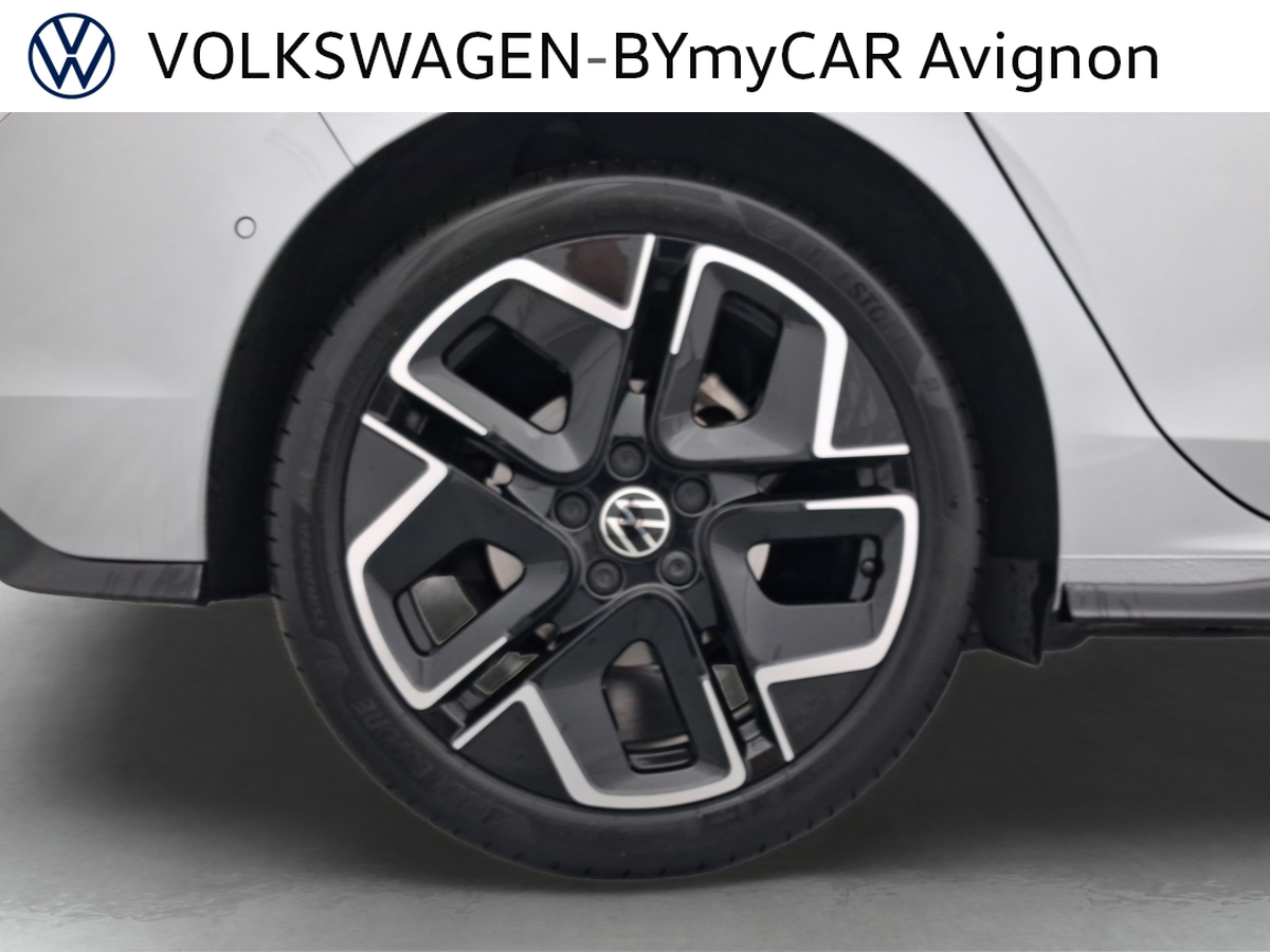 Volkswagen Golf 1.5 eTSI EVO2 116 DSG7 — photo 19