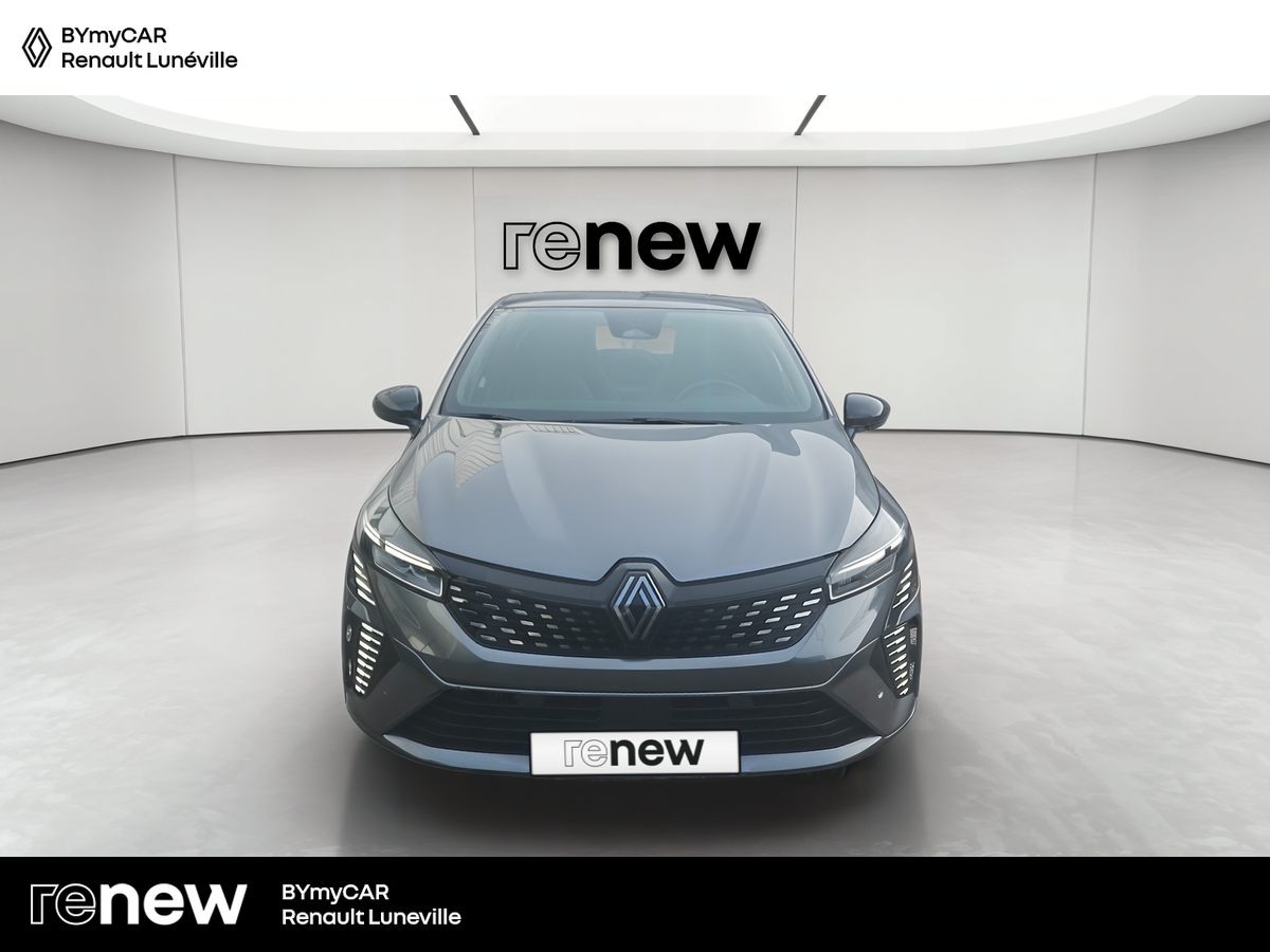 Renault Clio TCe 90 — photo 8